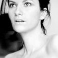  Laura Pausini
