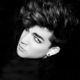  Adam Lambert