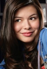Miranda Cosgrove