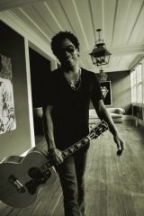 Lenny Kravitz