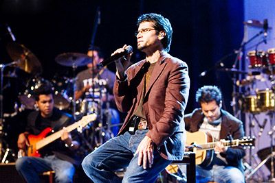 VIDEO CLIP JESUS ADRIAN ROMERO video clip jesus adrian romero: