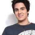  Luan Santana 