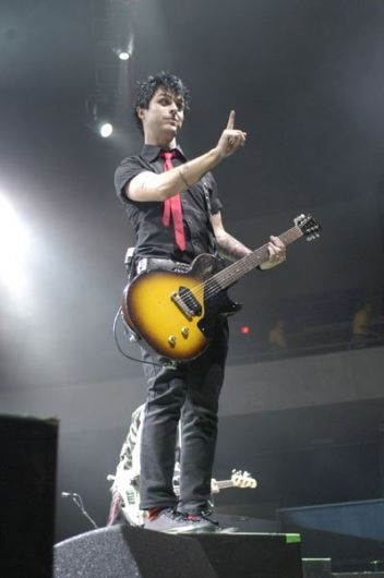 LETRAS EN ESPANOL GREEN DAY letras en espanol green day: