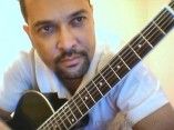 COMPOSITOR  ALEX  EMILIANO