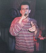  Buzina